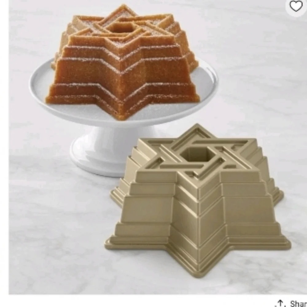 NEW Williams-Sonoma Star of David Bundt Cake Pan Nordic Ware Gold Bakeware USA